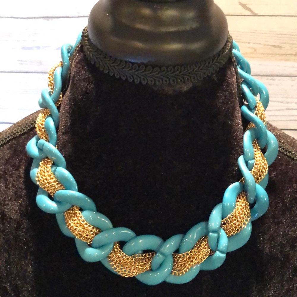 Bright Teal Plastic Chunky Statement Necklace with Gold Metal Chain